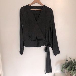 🖤Banana Republic Faux Wrap with Sash Top Sz S